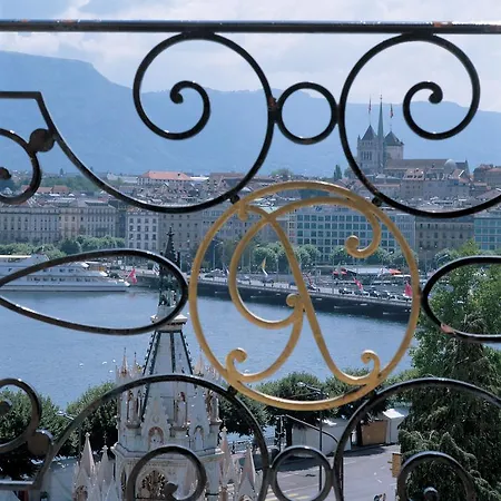 ホテル Le Richemond 5*