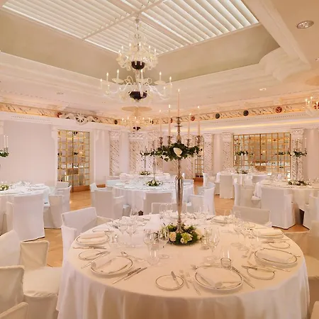 ホテル Le Richemond ジュネーブ
